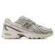 New Balance 740